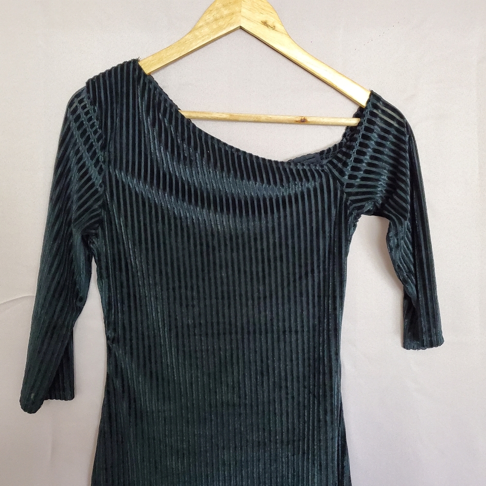Dress - Picture 5 of 6